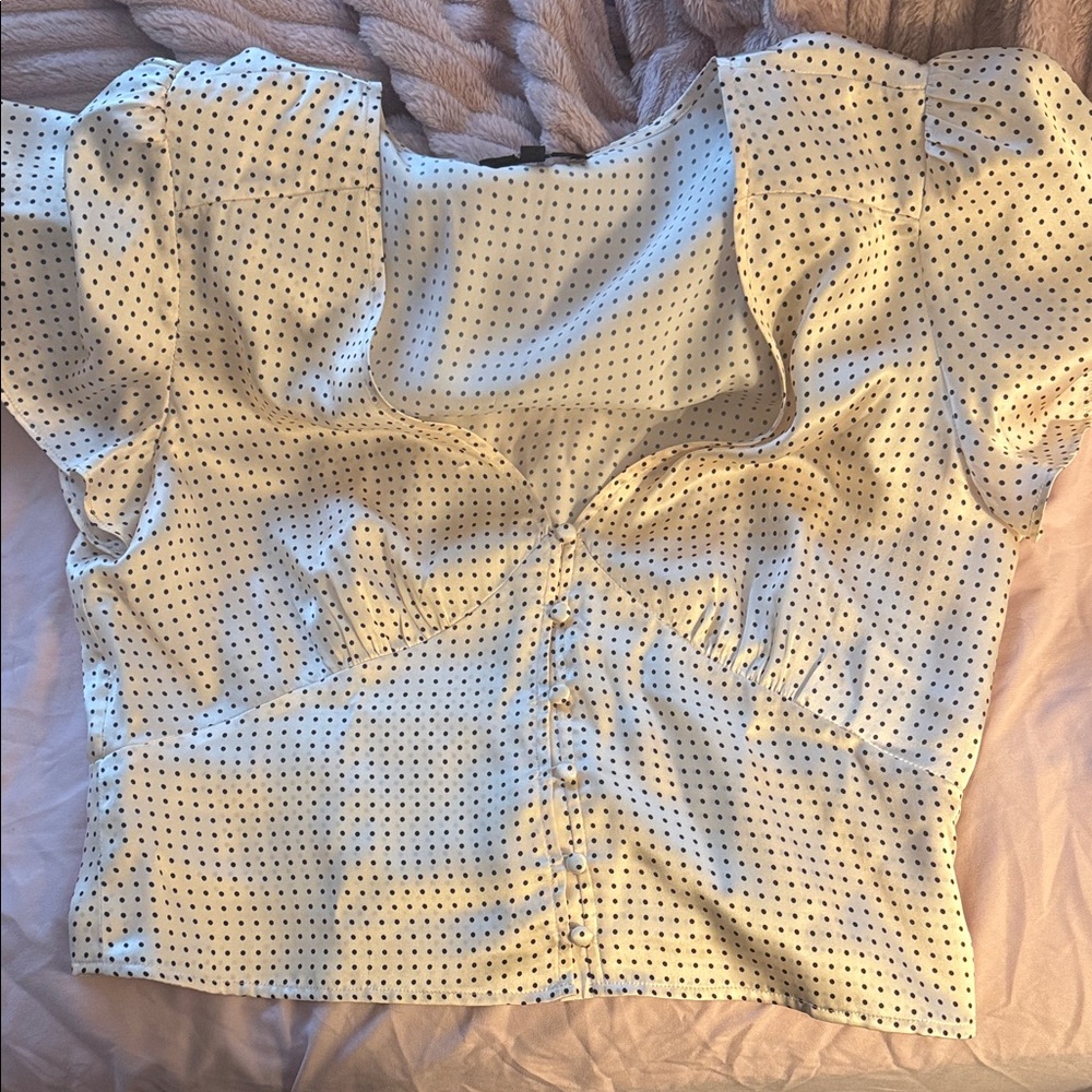 PAIGE White Crop Top with Black Polka Dots